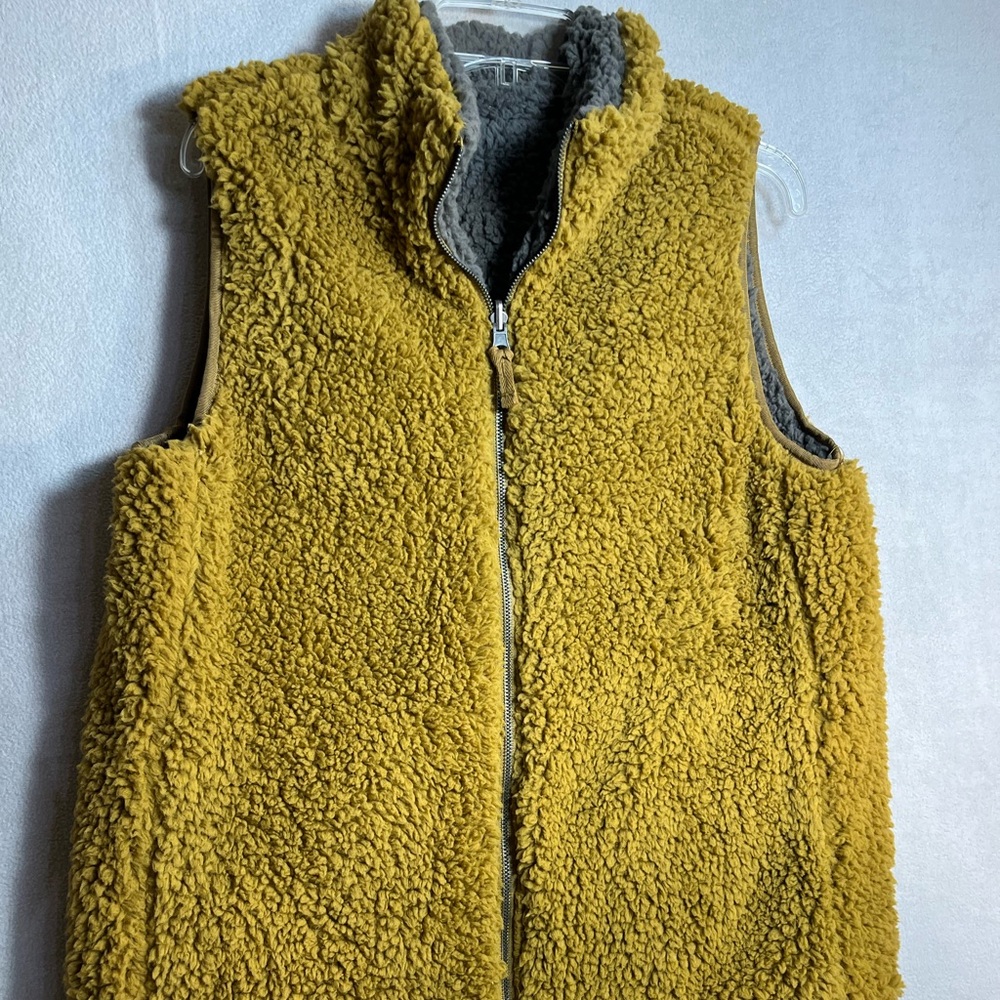 Thread & Supply Large Reversible Women’s Fleece Vest with Zipper camel/gray